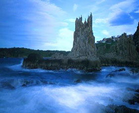 Cathedral Rocks - Find Attractions 1