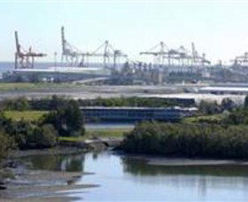 Port Of Brisbane Visitors Centre - Find Attractions 3