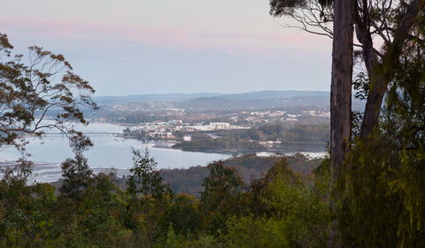 Holmes Lookout - Find Attractions 0