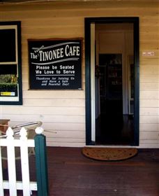 The Famous Tinonee Cafe And Gift Shop - Find Attractions 3