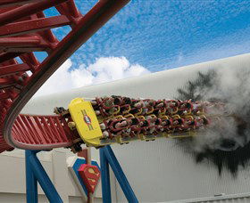 Warner Bros. Movie World - Find Attractions 2