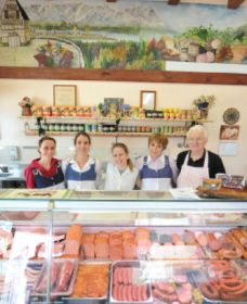 Mentges Master Meats - Find Attractions 0
