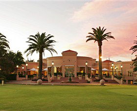  Find Attractions