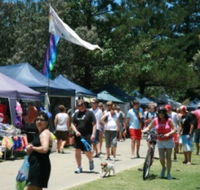 Broadbeach Art and Craft Markets - Find Attractions