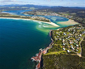 Merimbula Main Beach - Find Attractions 1