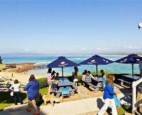 Merimbula Bar Beach - Find Attractions 4
