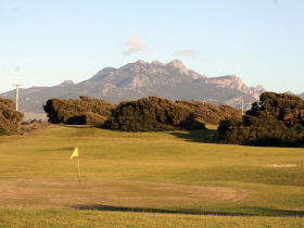 Flinders Island Sports & RSL Club - Find Attractions 0