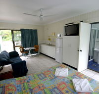 Tropical Palms Inn - Find Attractions