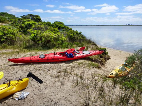 Canoe The Coorong - Find Attractions 10