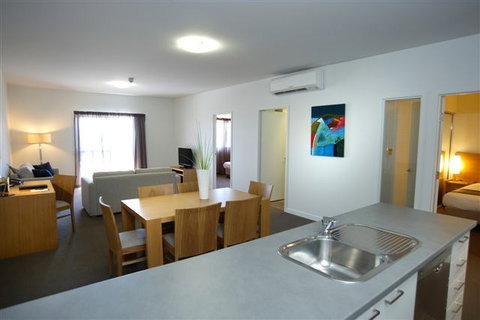Quest Mackay - Find Attractions 0