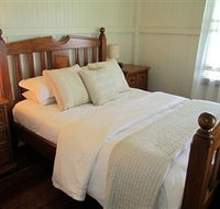 McLennans Lane River Retreat - Find Attractions