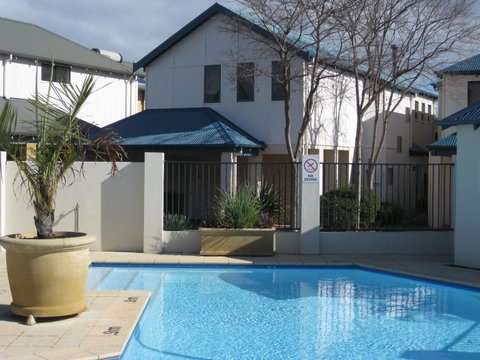 Margarets Beach Resort - Find Attractions 4