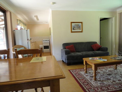 Tinglewood Cabins - Find Attractions 2