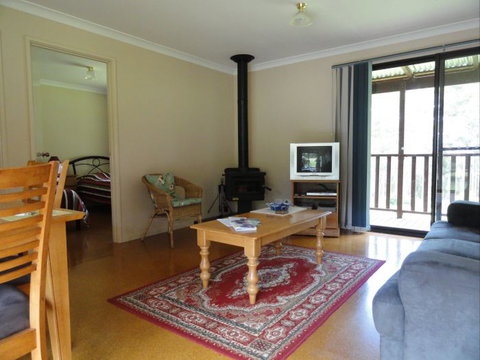 Tinglewood Cabins - Find Attractions 3