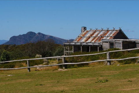 Australis 4WD Adventures - Find Attractions 5