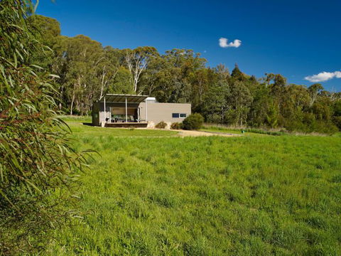 The Buckland - Studio Retreat - Find Attractions 2
