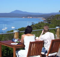 Snug Cove Bed and Breakfast - Find Attractions