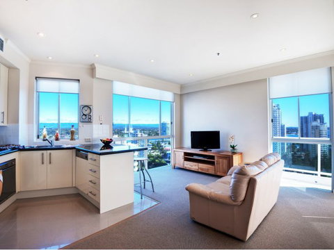 Pacific Views Resort - Find Attractions 5