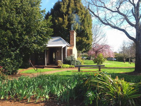 Mont De Lancey Historic Property Tours - Find Attractions 6