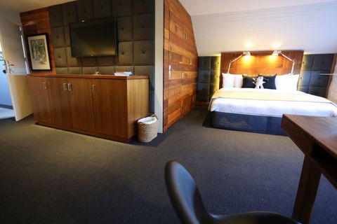 @VDL Stanley - Find Attractions 1