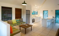 The Retreat Beach Houses