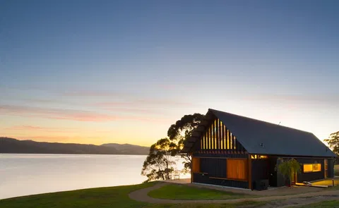 Coast House Tasmania - Find Attractions 1