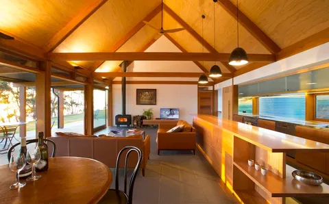 Coast House Tasmania - Find Attractions 2