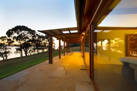 Coast House Tasmania - Find Attractions 7