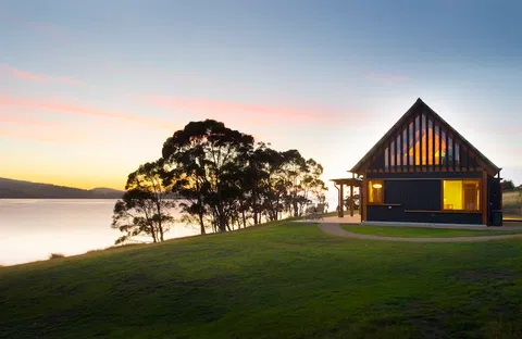Coast House Tasmania - Find Attractions 9