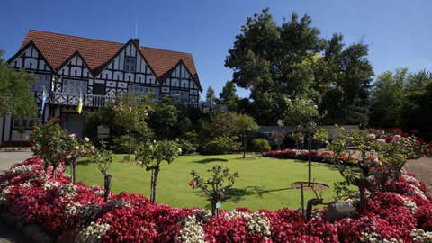 Cockington Green Gardens - Find Attractions 0