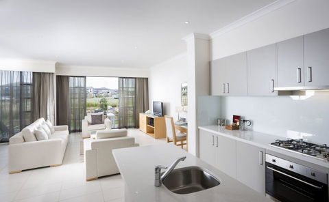 Mercure Kooindah Waters Central Coast - Find Attractions 2