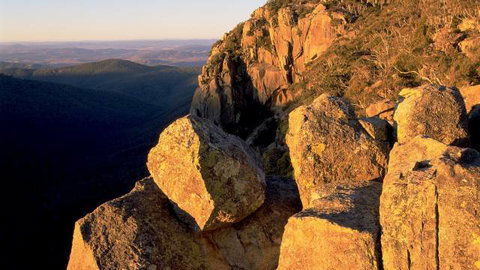 Booroomba Rocks - Find Attractions 0