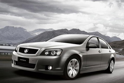 Canberra Private Chauffeured Airport Transport - Find Attractions 0