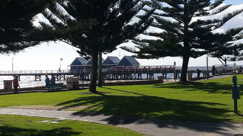 Margaret River, Caves, Wine And Cape Leeuwin Lighthouse Tour From Perth - Find Attractions 7