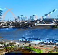 Big Perth Private Day Tour