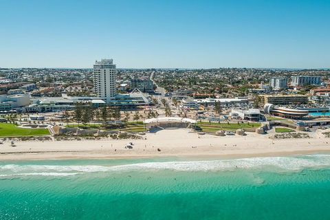 A Day Of Leisure On The Sunset Coast - Find Attractions 0