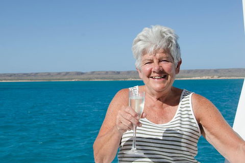 Swim With Whale Sharks - Ningaloo Reef - 3 Islands Whale Shark Dive - Find Attractions 5