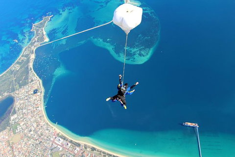 Skydive Perth From 15000ft With Beach Landing - Find Attractions 2