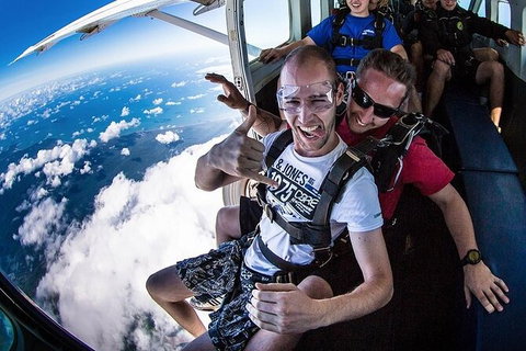 Skydive Perth From 15000ft With Beach Landing - Find Attractions 3