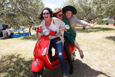 Margaret River Photo Shoot Experience - $350 Per Group - Find Attractions 0