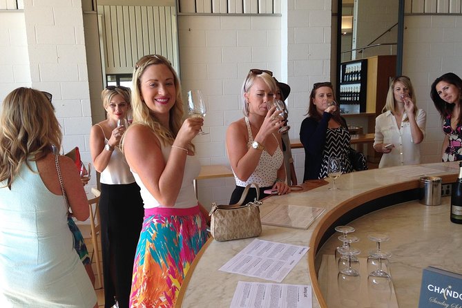 Yarra Valley Icons Guns Tour from Melbourne Including Lunch and Local Guide Melbourne