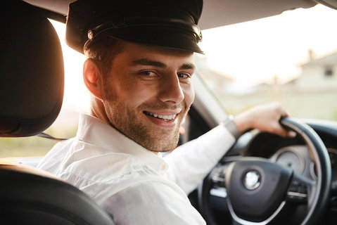 Transfer In Private Vehicle From Melbourne Downtown City To Airport - Find Attractions 1