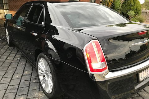 Airport Transfers - Find Attractions 3