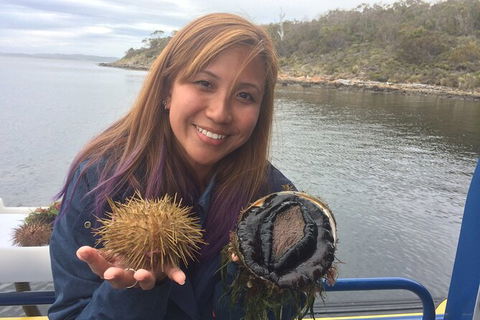 Fresh From The Ocean: Tasmanian Seafood Gourmet Full-Day Cruise Including Lunch - Find Attractions 18