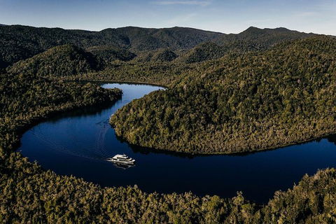 Gordon River Cruise Departing From Strahan - Find Attractions 26