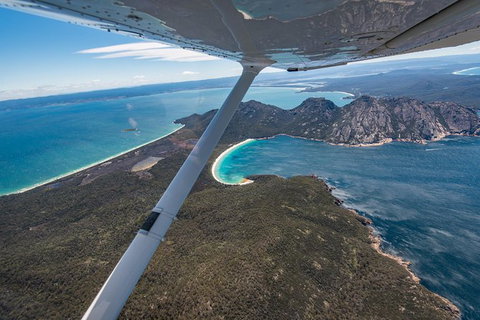 Freycinet Peninsula Or Wineglass Bay Scenic Flight - Find Attractions 0