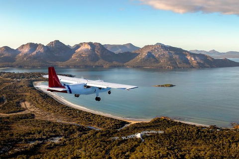 Wineglass Bay And Maria Island Wildlife Scenic Flight From Hobart - Find Attractions 13