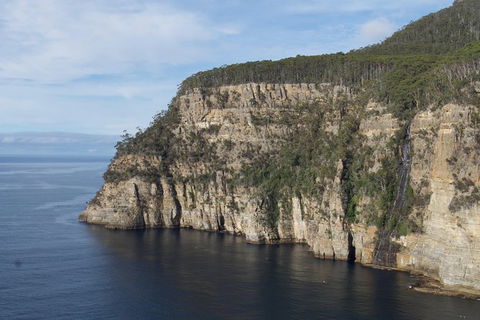 Twilight Sail Bruny Island - Find Attractions 1