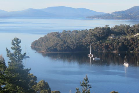 Twilight Sail Bruny Island - Find Attractions 6