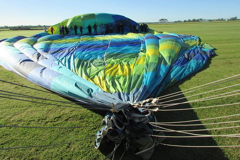 Hot Air Balloon Tasmania - Find Attractions 1